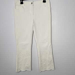 Elliott Lauren white jeans with eyelet hem size 6